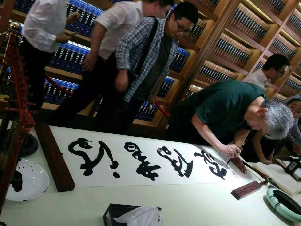 联利公益书吧(图2)
